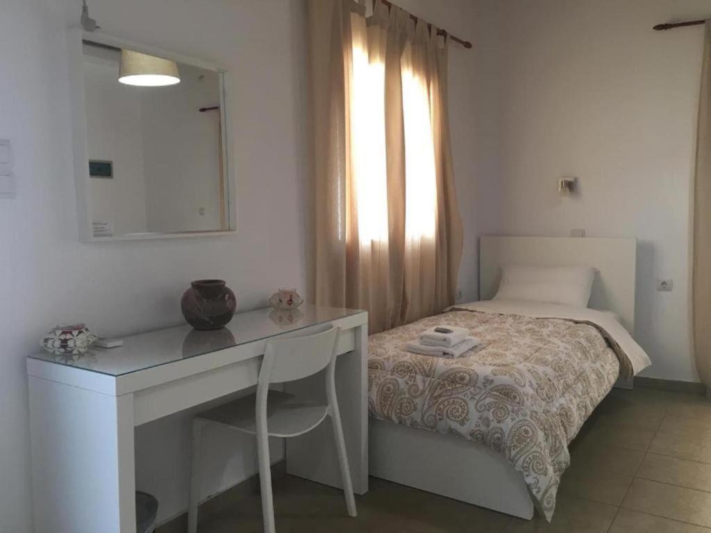 Sifis Bed & Breakfast Loutro Exterior foto