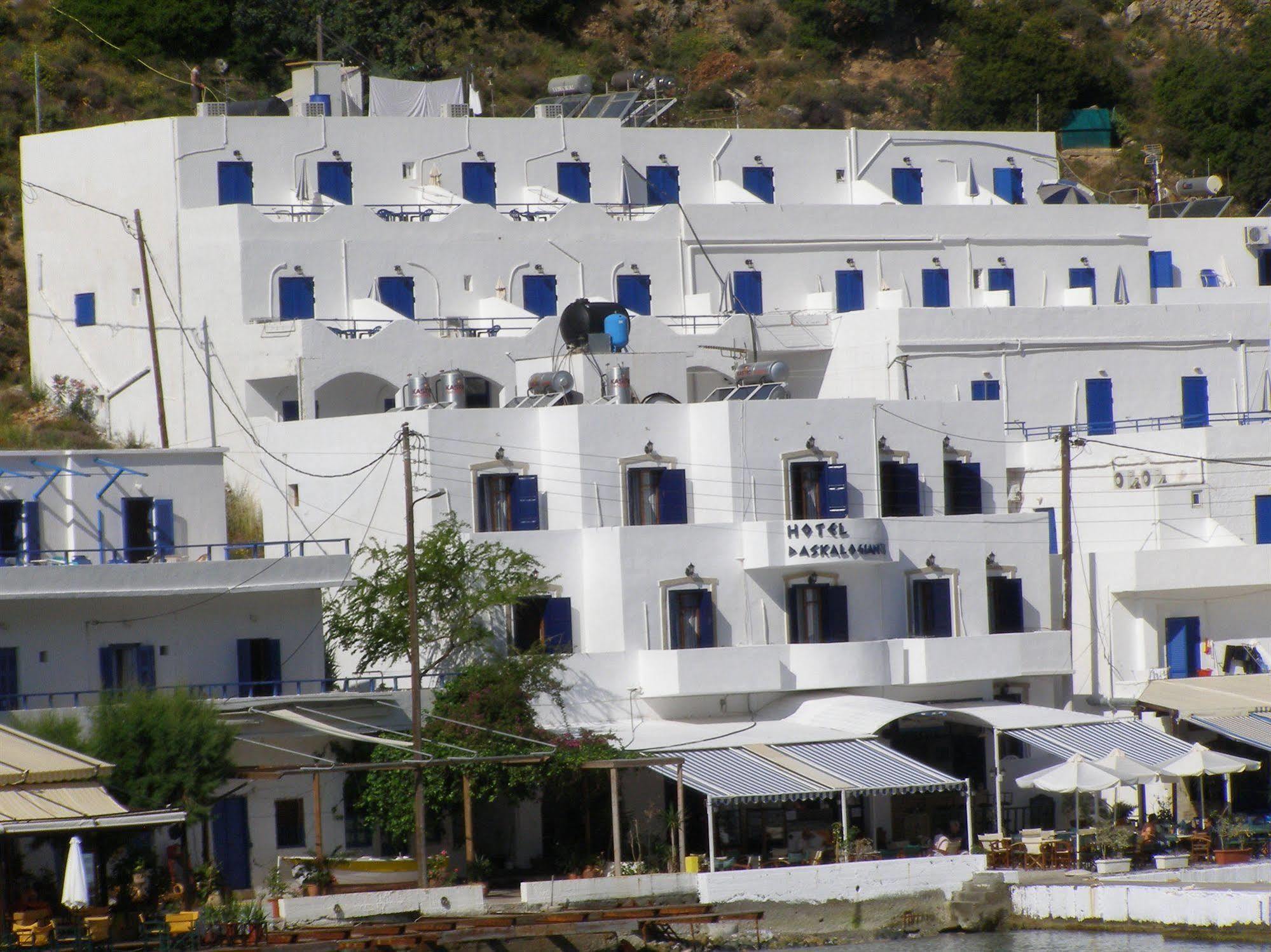 Sifis Bed & Breakfast Loutro Exterior foto